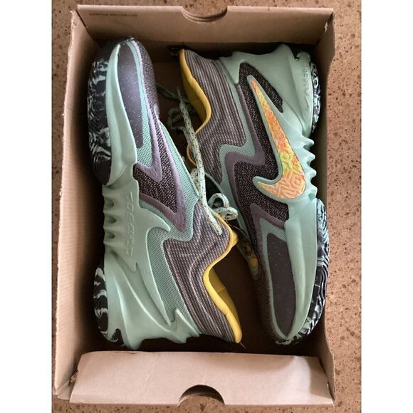 Nike Cosmic Unity 2 Baskerball Shoes Size 11.5 Color: Enamel Green / Iron Grey - Picture 8 of 12